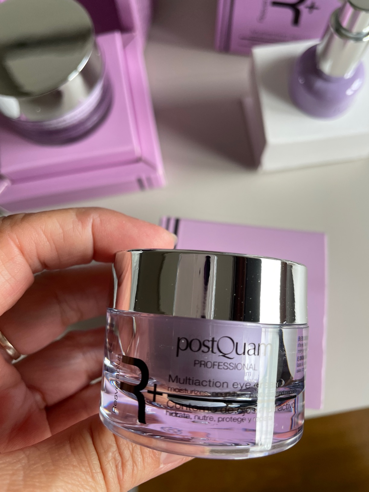 Postquam Resveraplus cofanetto viso giorno 50+30+15 ml antirughe